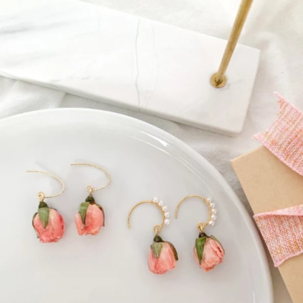 Custom Real Rose Earrings - Dried Flower Earrings - Real Flower Resin Earrings -